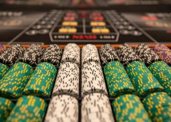 Why Live Dealer Casino Games Are Dominating Online Gambling Today